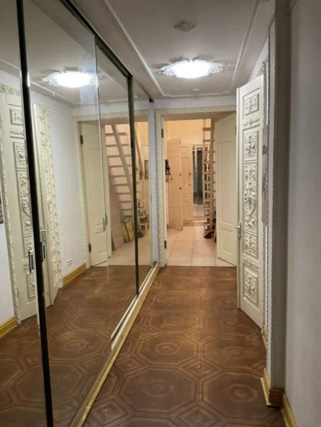 Продажа 2к квартиры в Киеве,  Пушкинская ул., 4