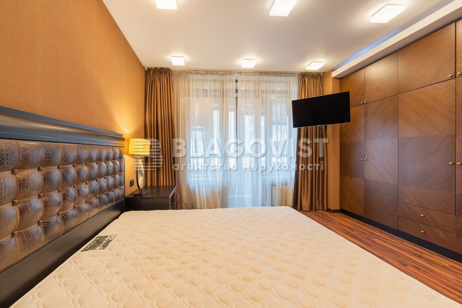 Продажа 2к квартиры в Киеве,  ЖК Дипломат Холл, Жилянская ул., 59 30