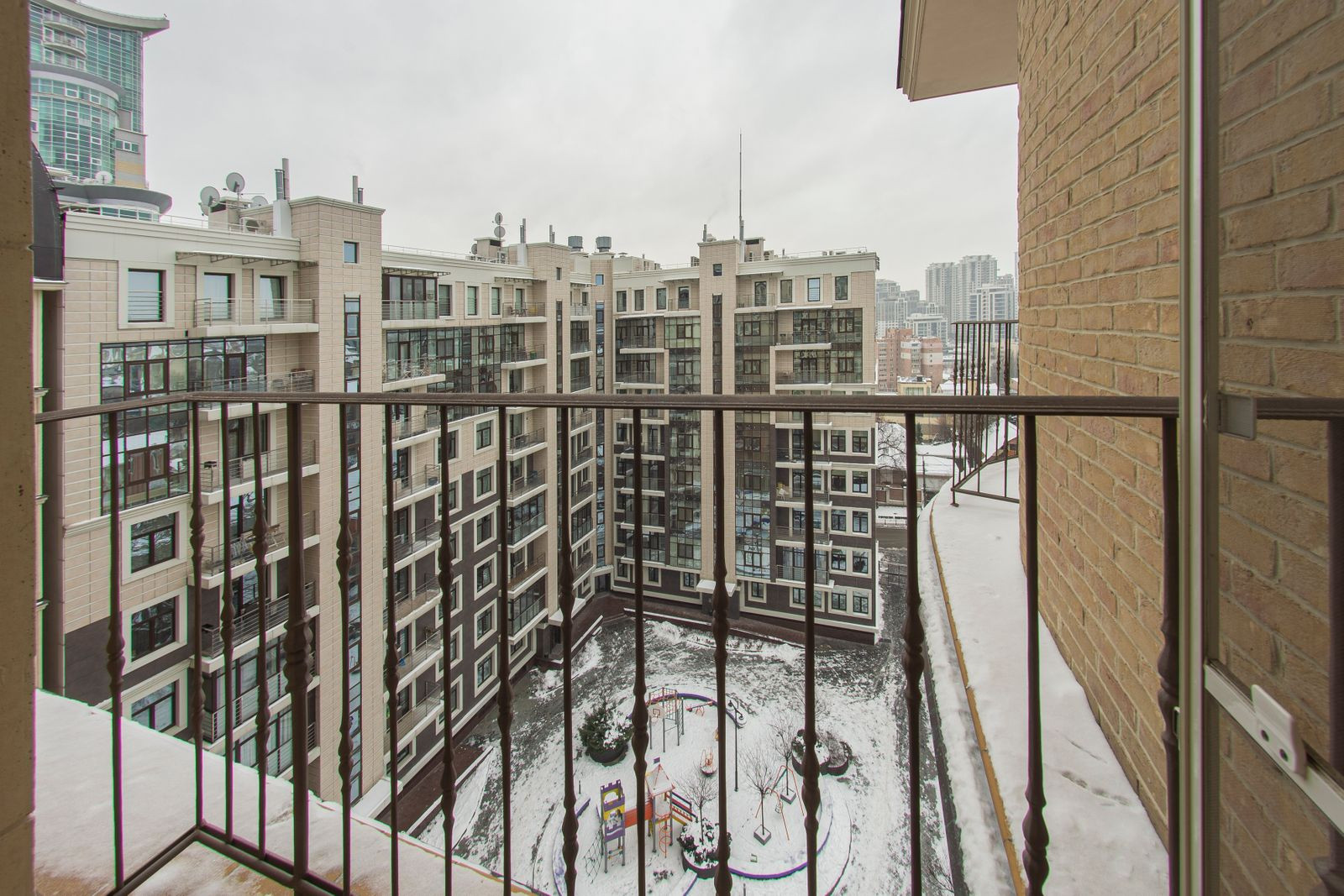Продажа 3к квартиры в Киеве,  ЖК Ренессанс Резиденс, Новоселицкая ул., 10 28