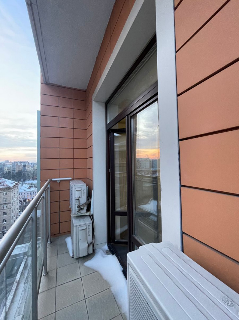 Продажа 5к квартиры в Киеве,  ЖК Капитолий, Крещатик ул., 27Б 15