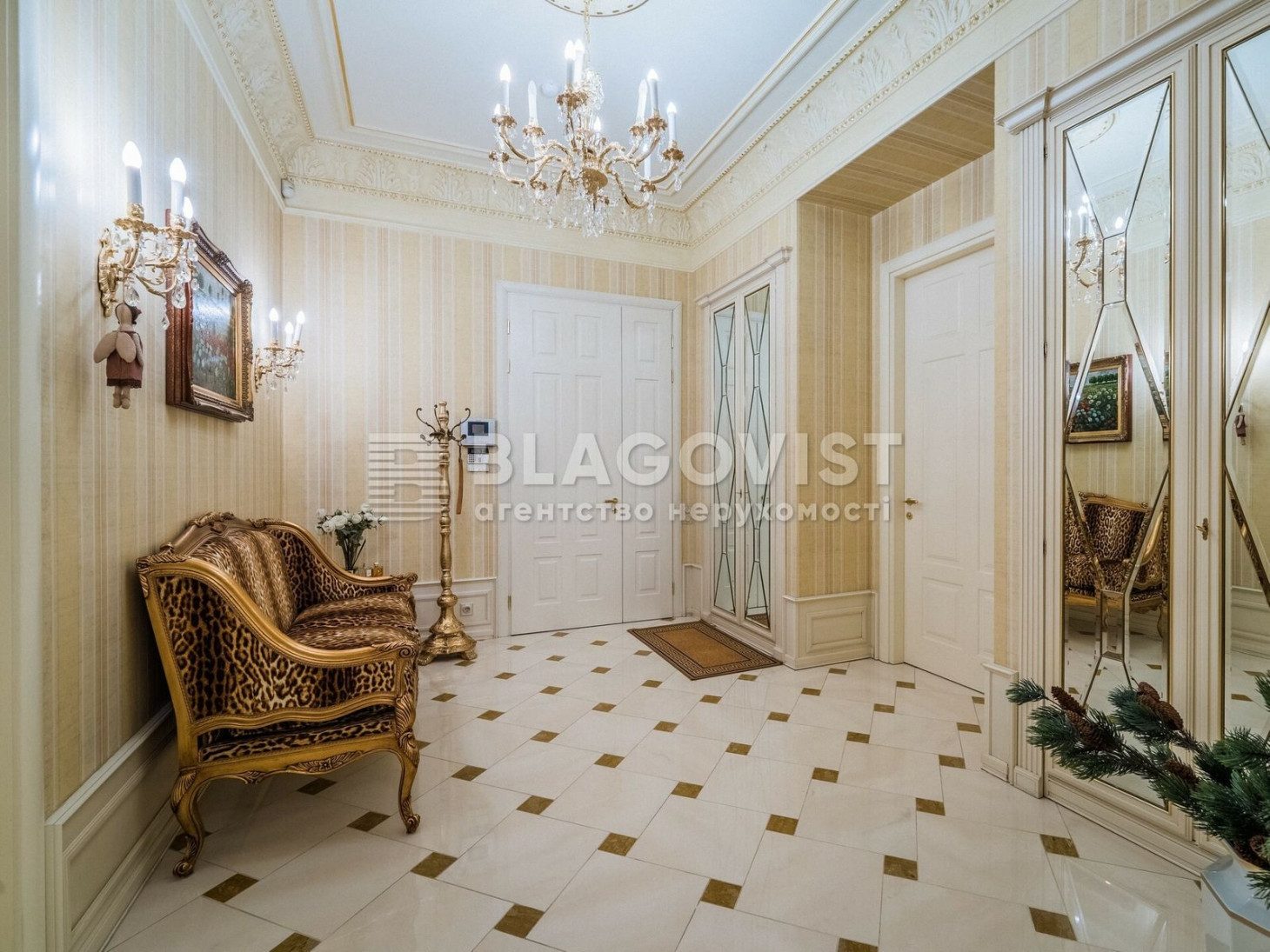 Продажа 3к квартиры в Киеве,  Терещенковская ул., 5 1