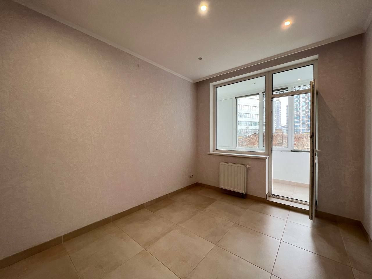 Продажа 2к квартиры в Киеве, ЖК Роял Тауер, Саксаганского ул., 37К 12