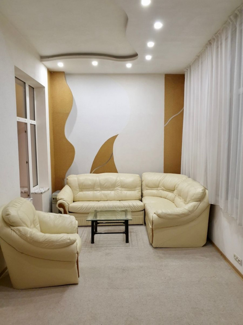 Продажа 3к квартиры в Киеве,  Богдана Хмельницкого ул., 32 0