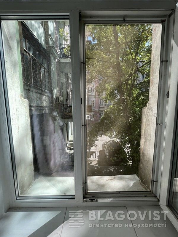 Продажа 3к квартиры в Киеве,  Лютеранская ул., 4 11
