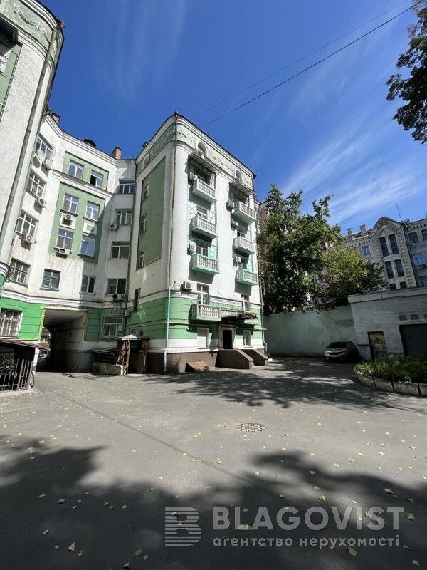 Продажа 3к квартиры в Киеве,  Лютеранская ул., 4 13