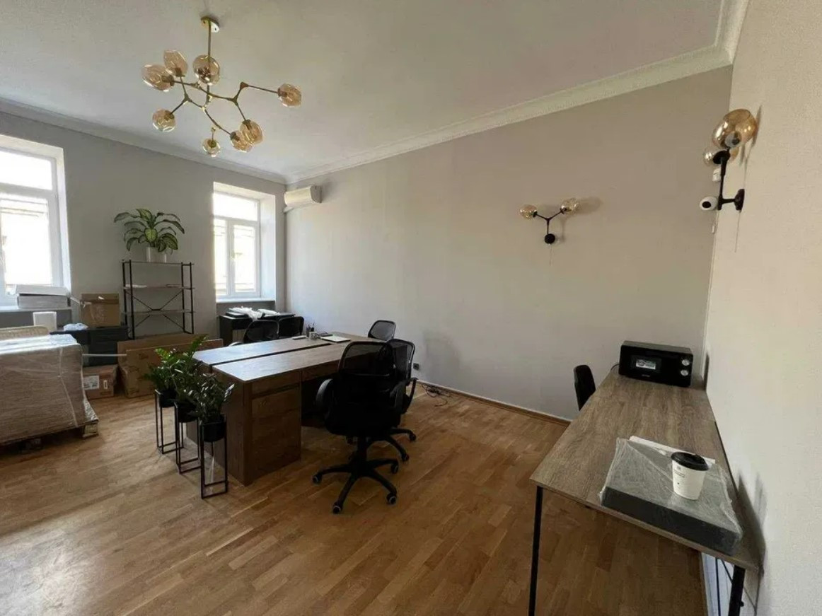 Продажа 3к квартиры в Киеве,  Крещатик ул., 15 0