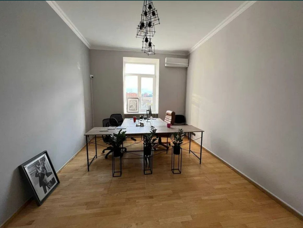 Продажа 3к квартиры в Киеве,  Крещатик ул., 15 3