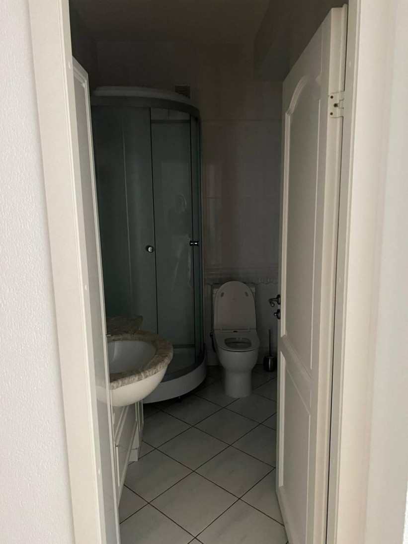 Продажа 9к квартиры в Киеве,  Конисского Александра ул. (Тургеневская ул.), 52-58 3