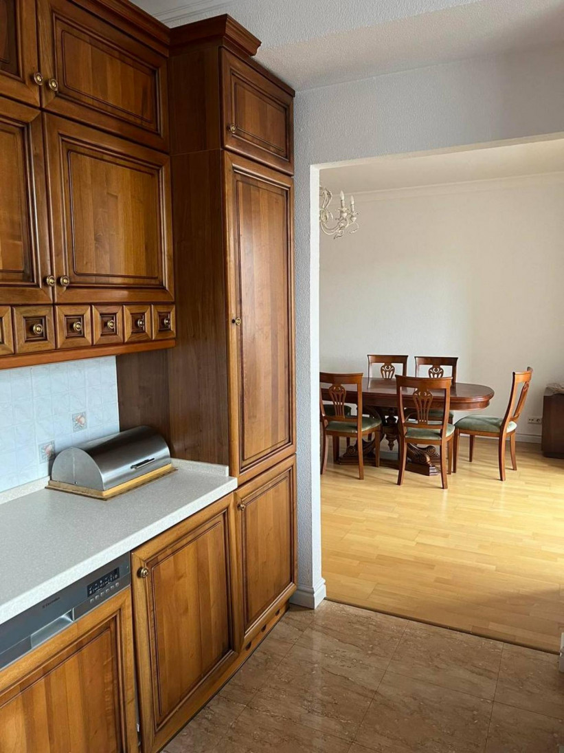 Продажа 9к квартиры в Киеве,  Конисского Александра ул. (Тургеневская ул.), 52-58 6