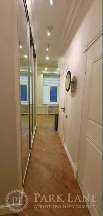 Продажа 2к квартиры в Киеве,  Крещатик ул., 23 5