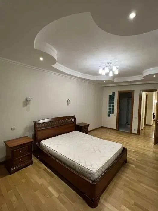 Продажа 6к квартиры в Киеве,  Дмитриевская ул., 17А 2