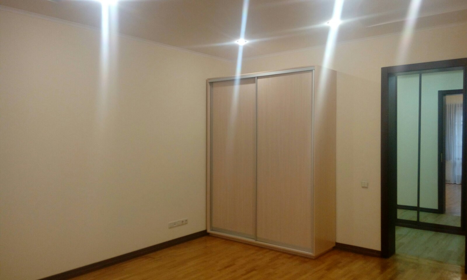 Аренда 5к квартиры в Киеве,  Дмитриевская ул., 17А 17