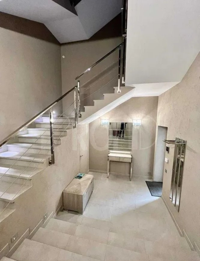 Аренда 6к дома в Киеве,  Зверинецкая ул., 20