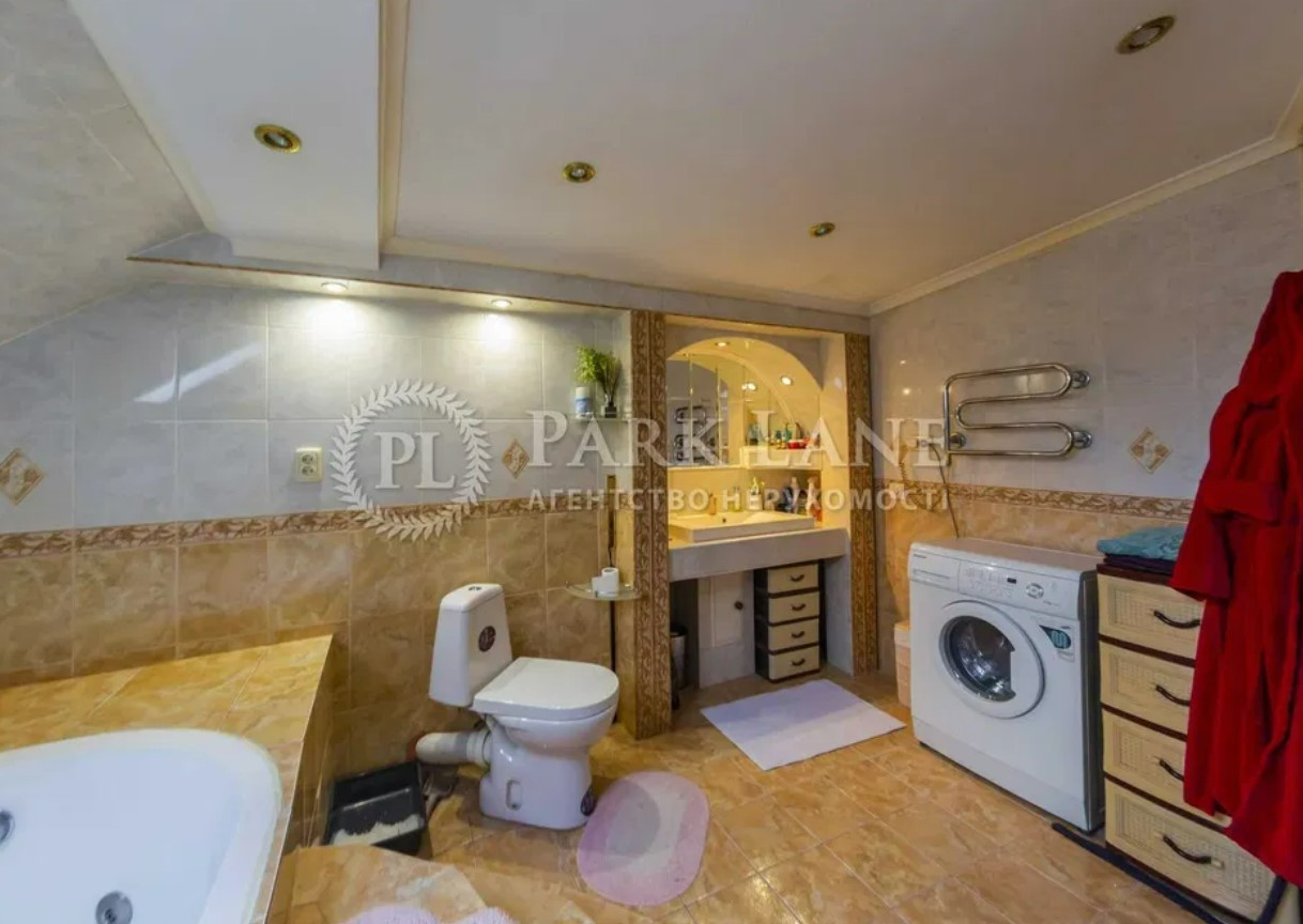 Продажа 4к квартиры в Киеве,  Малая Житомирская ул., 18 2
