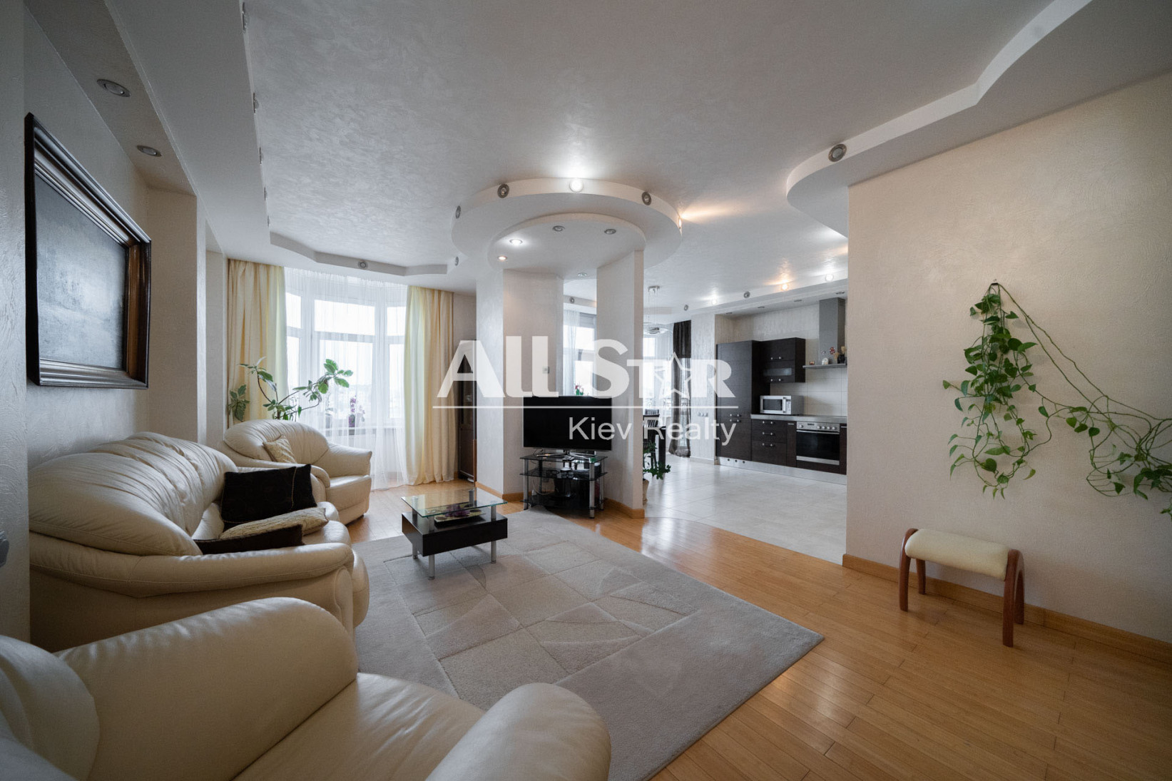 Аренда 3к квартиры в Киеве,  Кловский спуск, 5 2