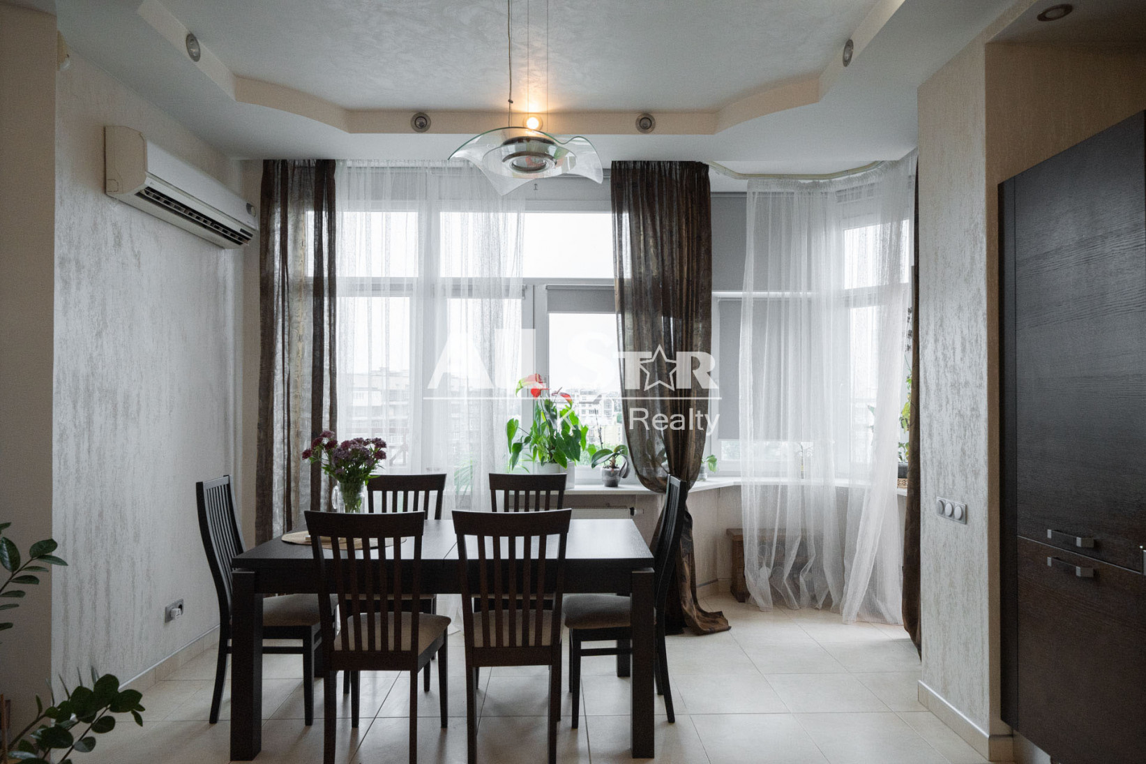 Аренда 3к квартиры в Киеве,  Кловский спуск, 5 3