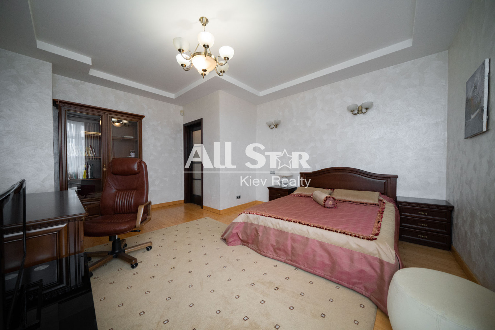 Аренда 3к квартиры в Киеве,  Кловский спуск, 5 10