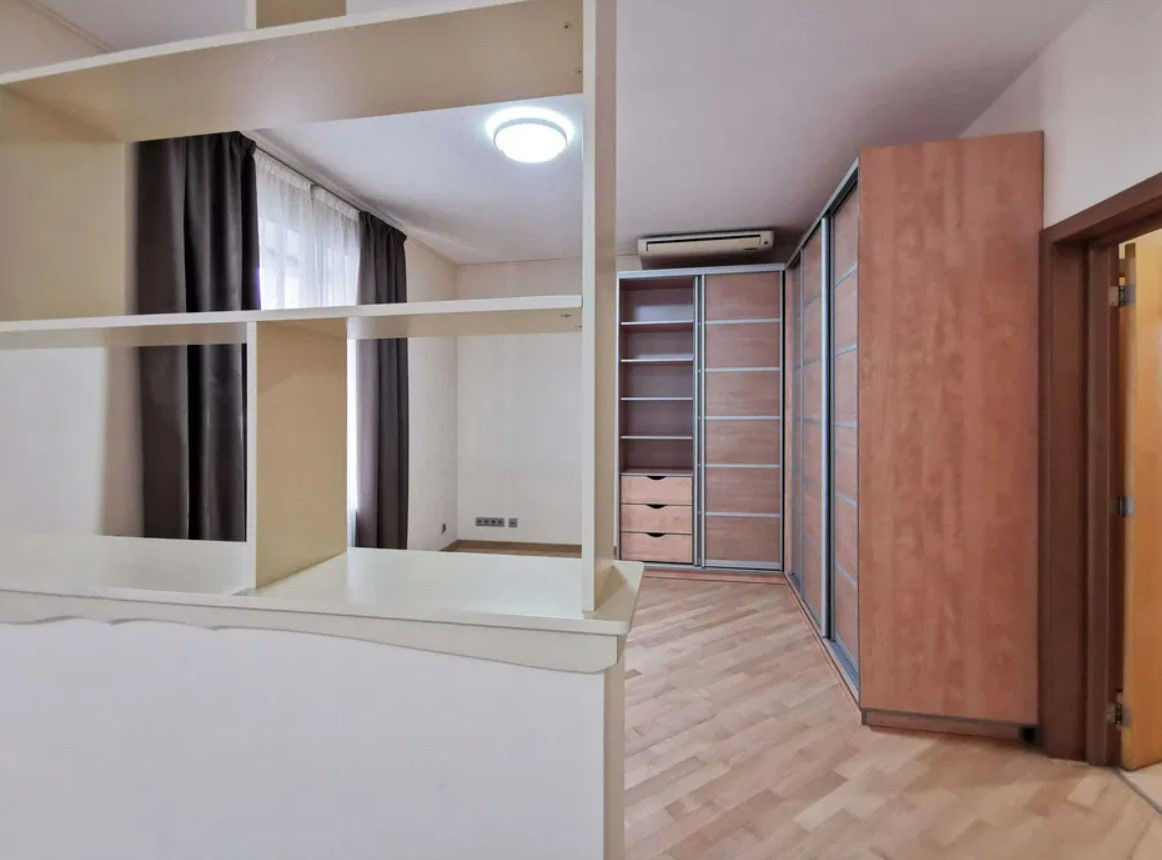 Аренда 4к квартиры в Киеве, Дмитриевская ул., 17А 13
