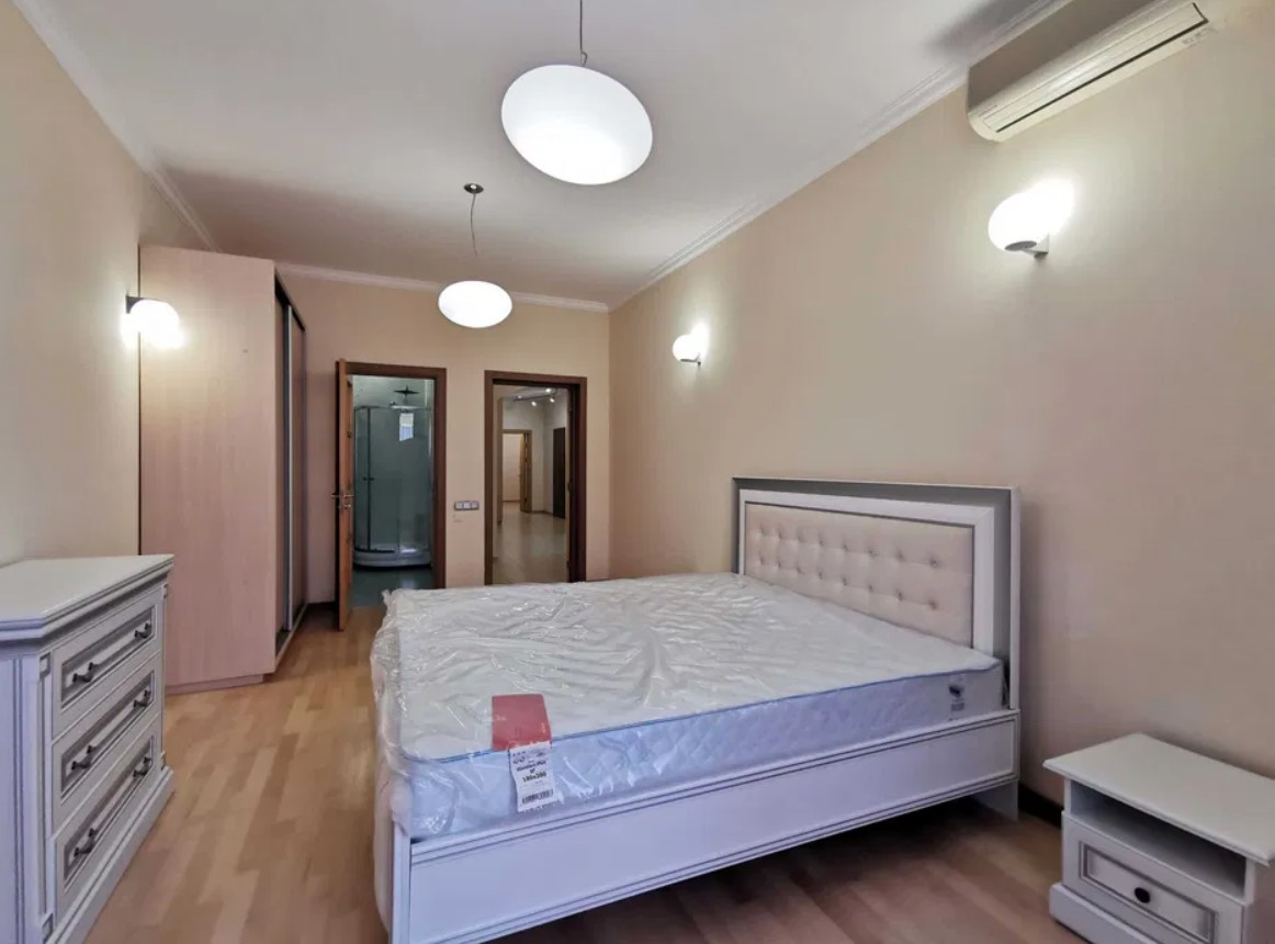 Аренда 4к квартиры в Киеве, Дмитриевская ул., 17А 16