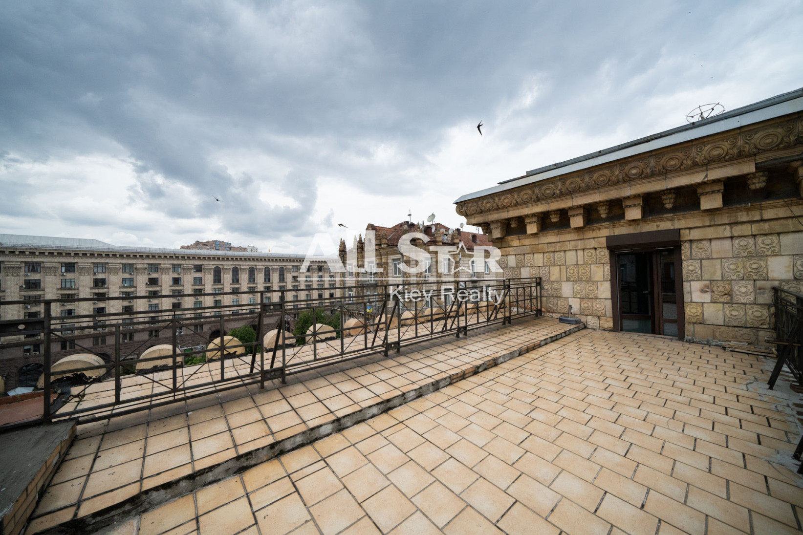 Аренда 3к квартиры в Киеве, Крещатик ул., 15 4