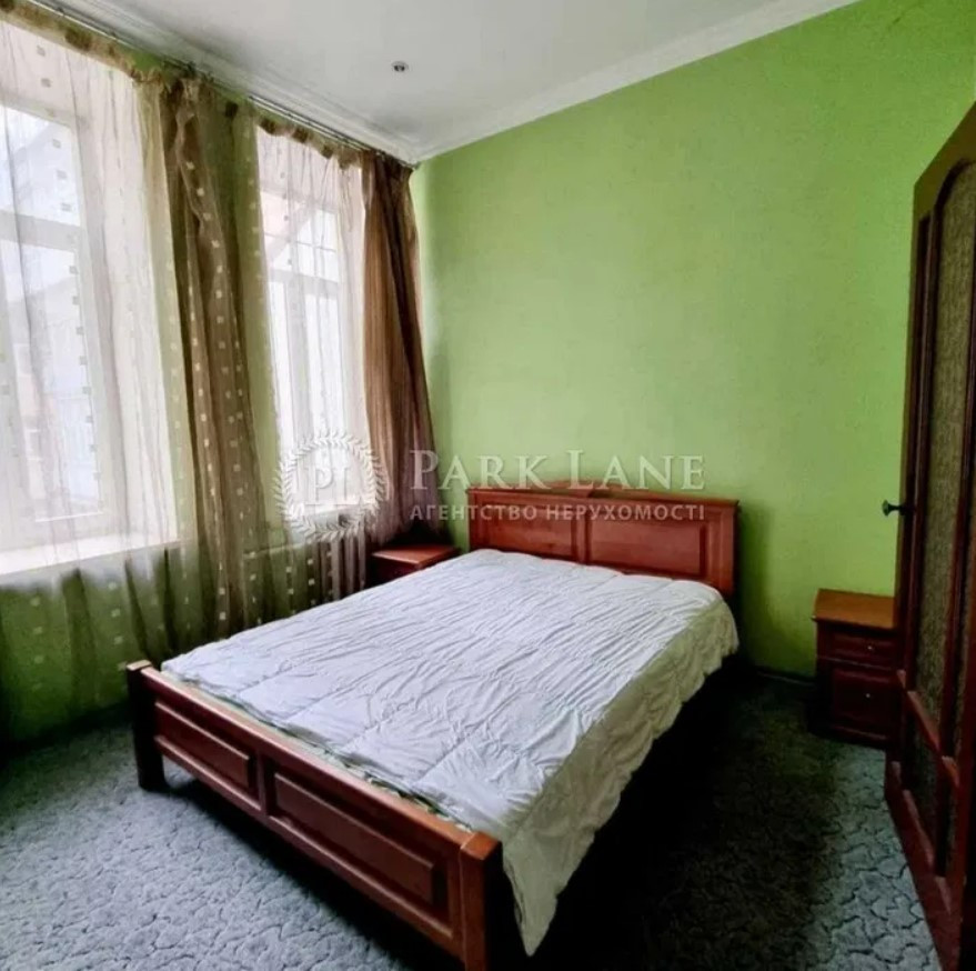 Продажа 3к квартиры в Киеве,  Малая Житомирская ул., 7 0