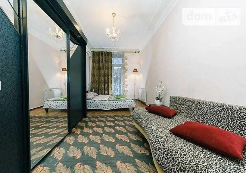 Продажа 2к квартиры в Киеве,  Прорезная ул., 4 5