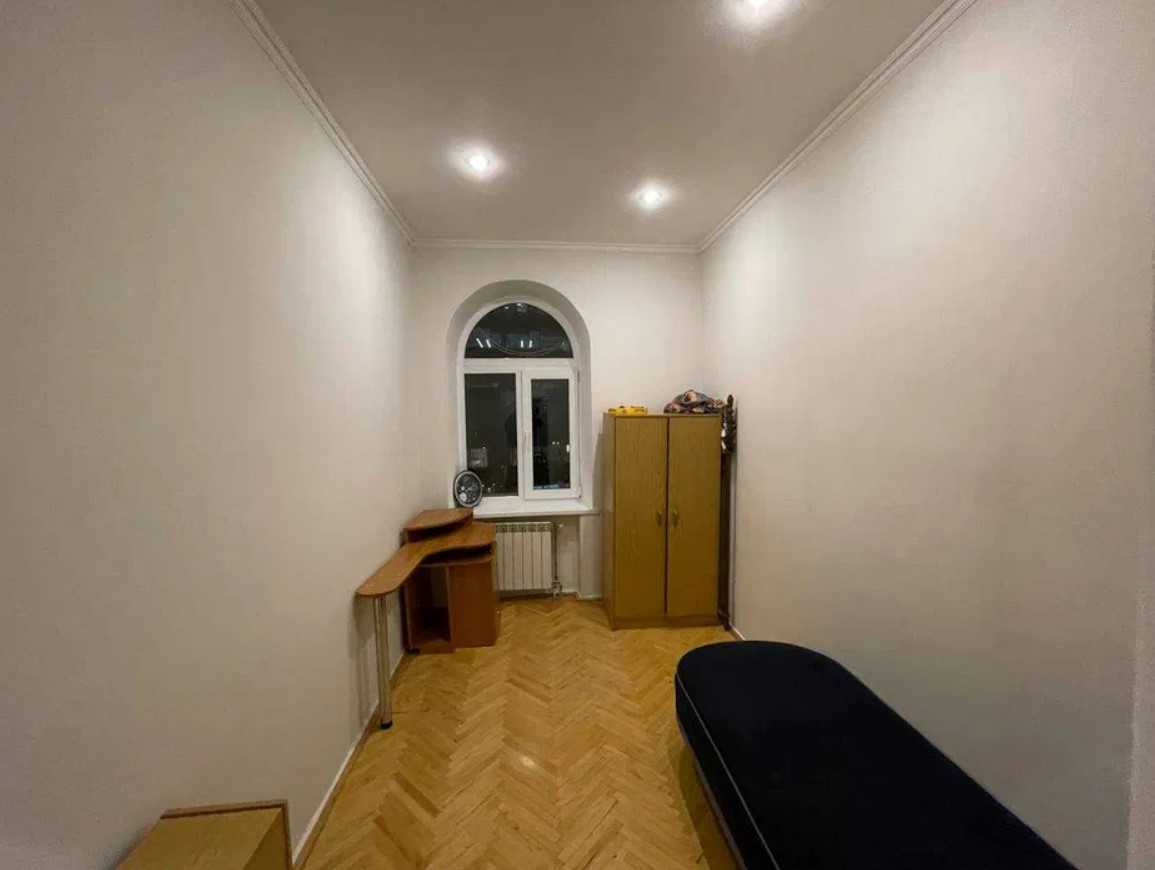 Продажа 3к квартиры в Киеве,  Владимирская ул., 6/11 7