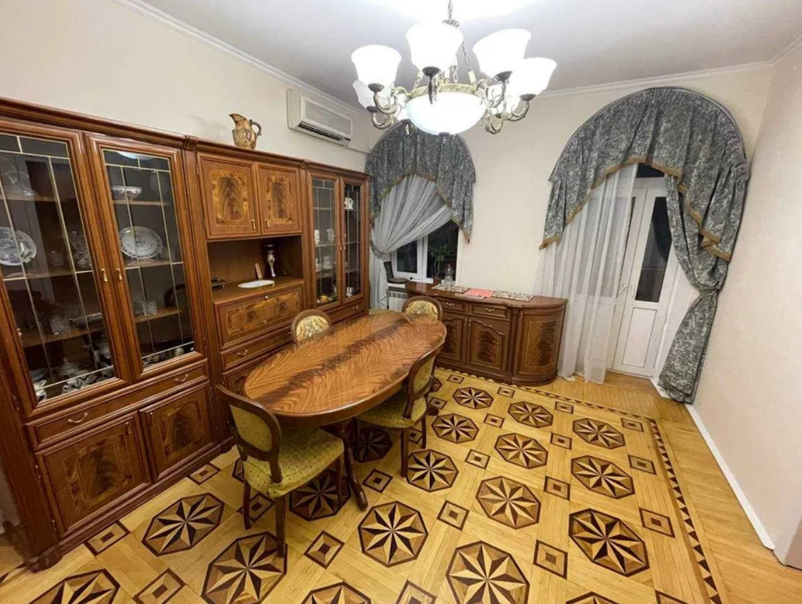 Продажа 3к квартиры в Киеве,  Владимирская ул., 6/11 11