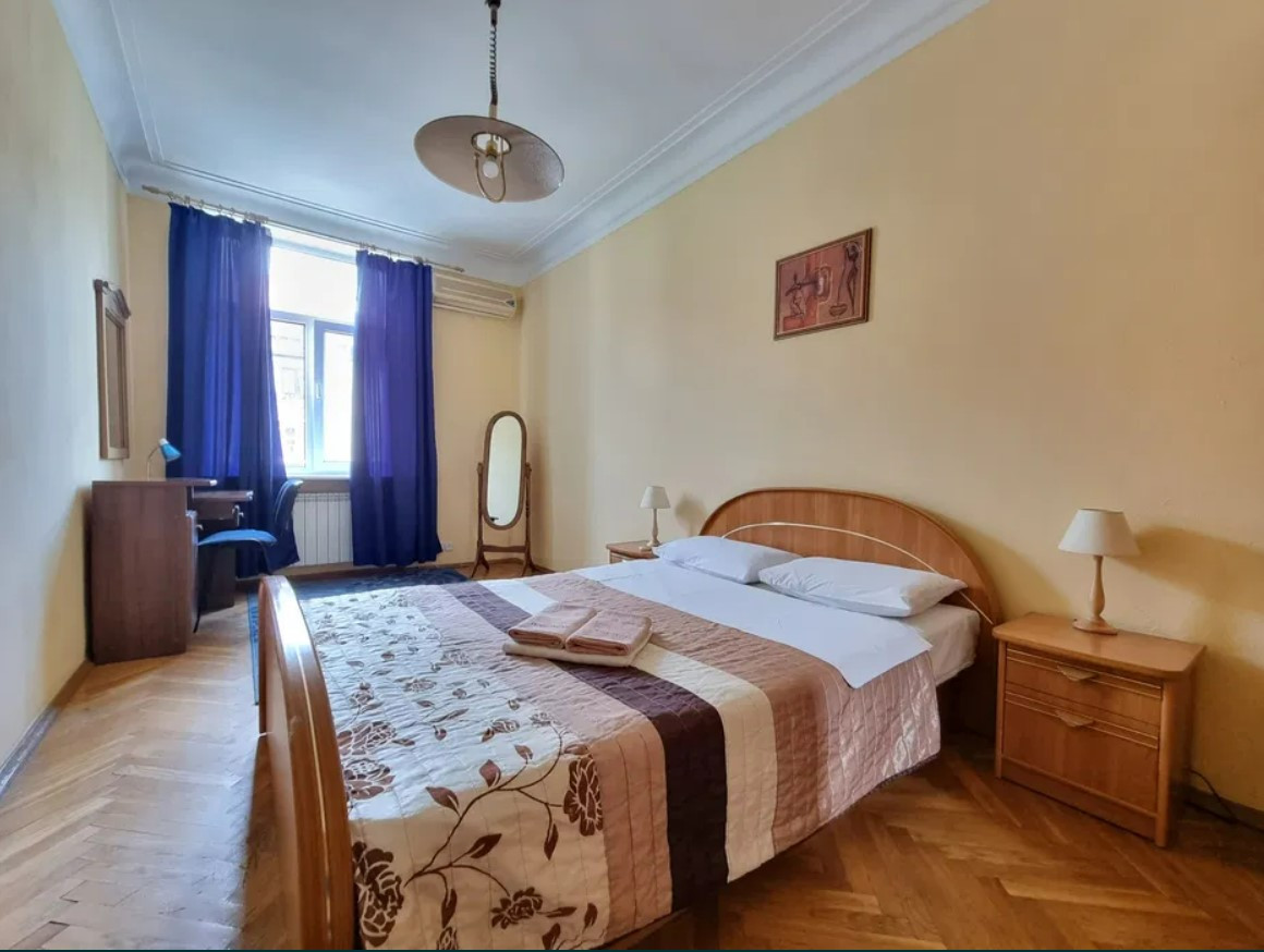 Продажа 3к квартиры в Киеве,  Пушкинская ул., 2-4/7 11