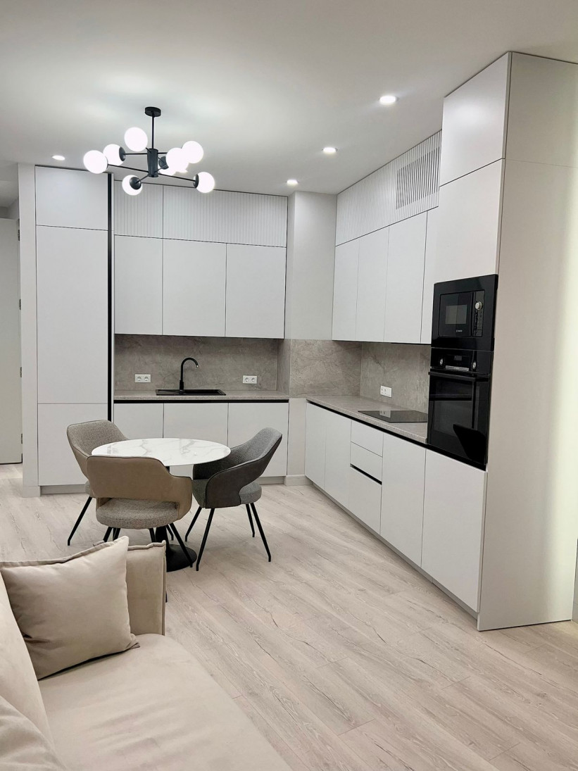 Аренда 2к квартиры в Киеве,  Богдана Хмельницкого ул., 58А 0