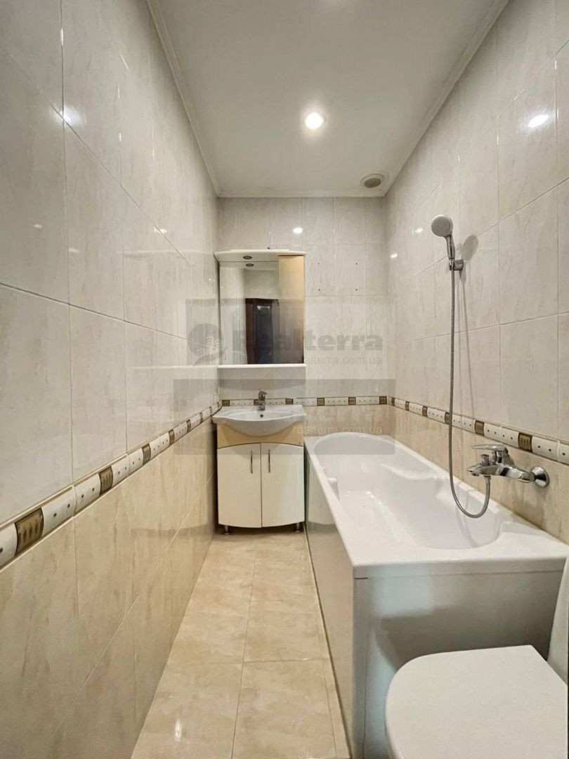 Продажа 3к квартиры в Киеве,  Рейтарская ул., 20/24 1