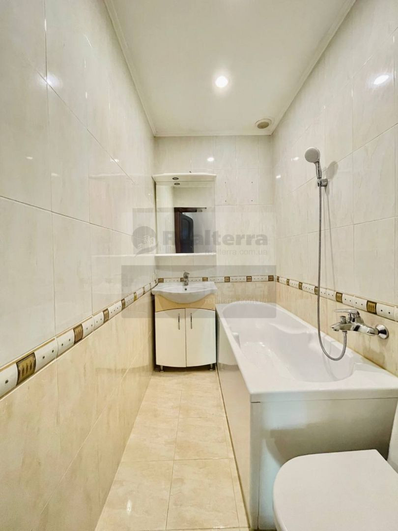 Продажа 3к квартиры в Киеве,  Рейтарская ул., 20/24 3