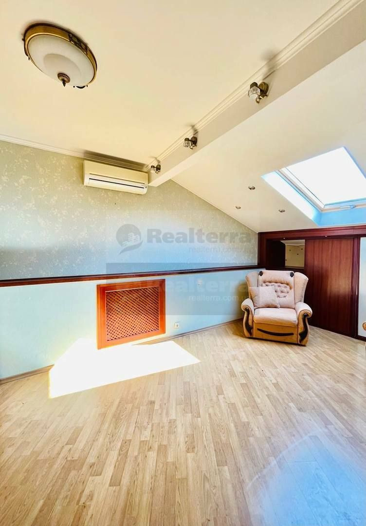 Продажа 3к квартиры в Киеве,  Рейтарская ул., 20/24 19