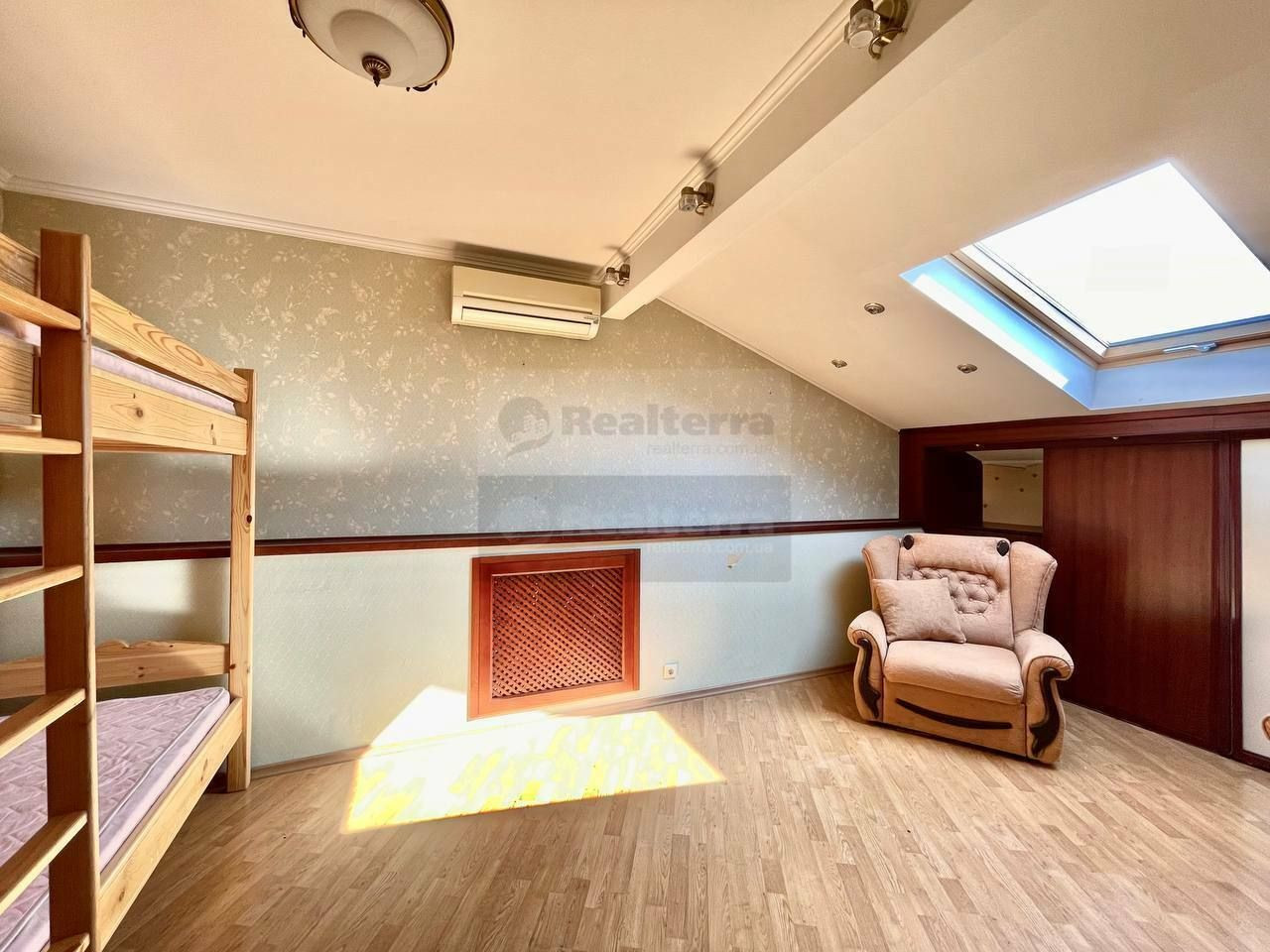 Продажа 3к квартиры в Киеве,  Рейтарская ул., 20/24 23