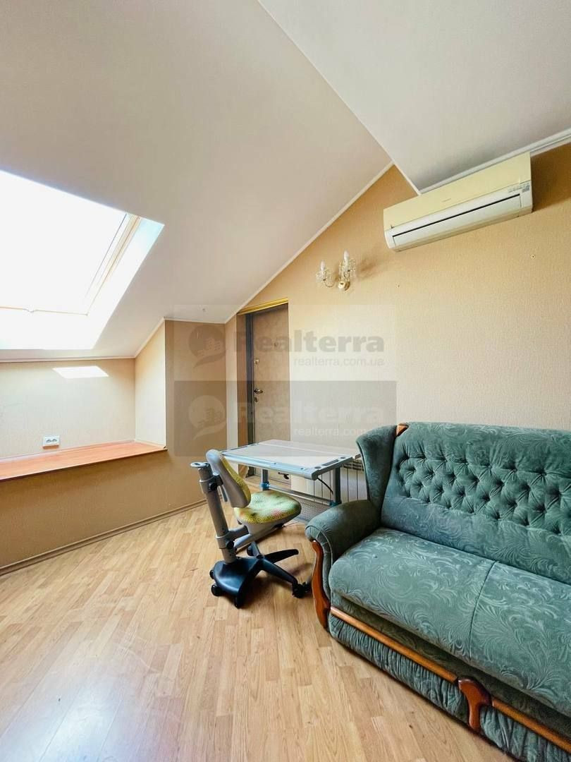 Продажа 3к квартиры в Киеве,  Рейтарская ул., 20/24 26
