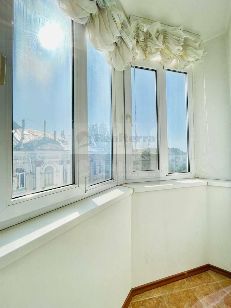 Продажа 3к квартиры в Киеве,  Рейтарская ул., 20/24 28