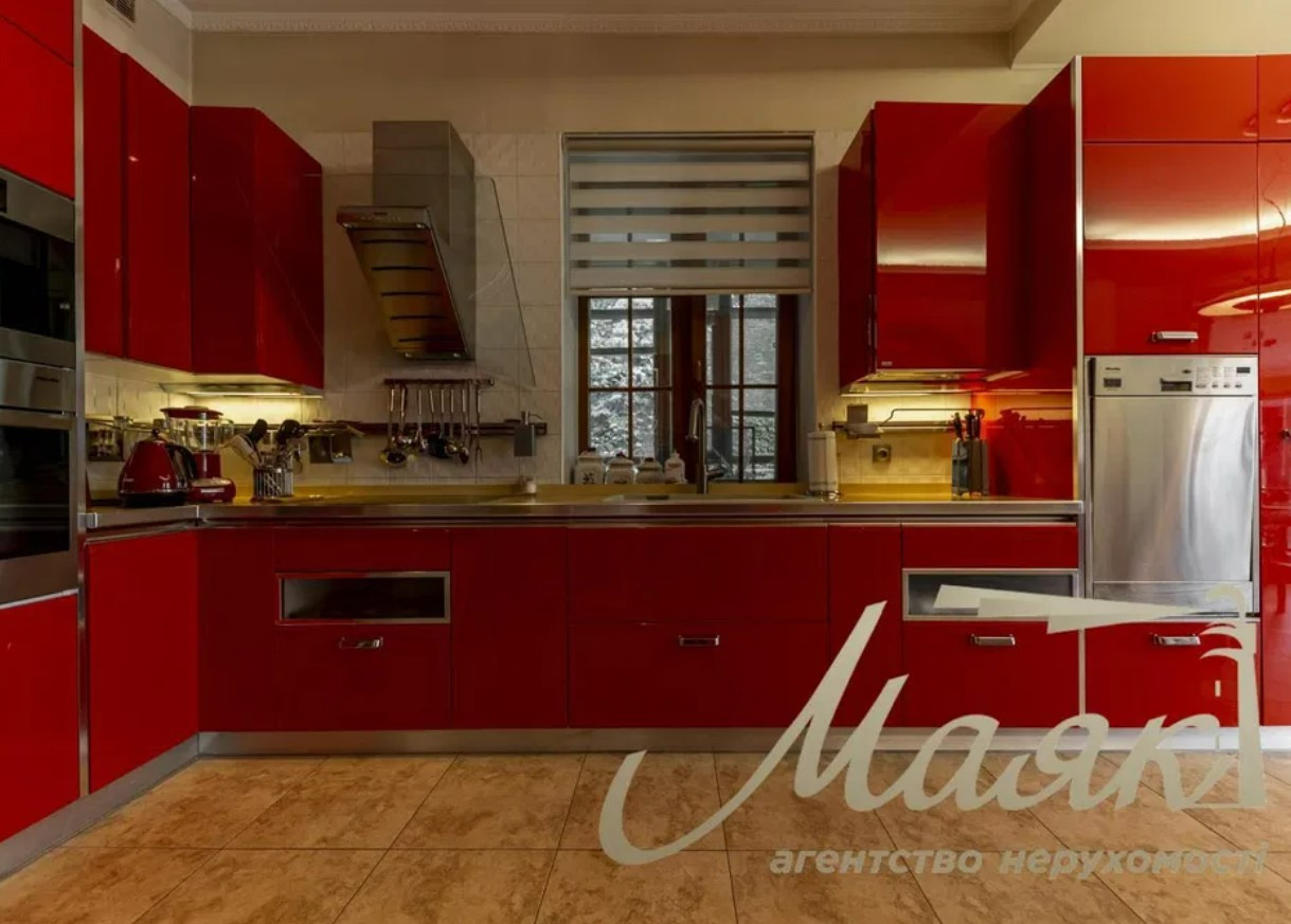 Продажа 5к дома в Киеве,  Товарная ул., 17