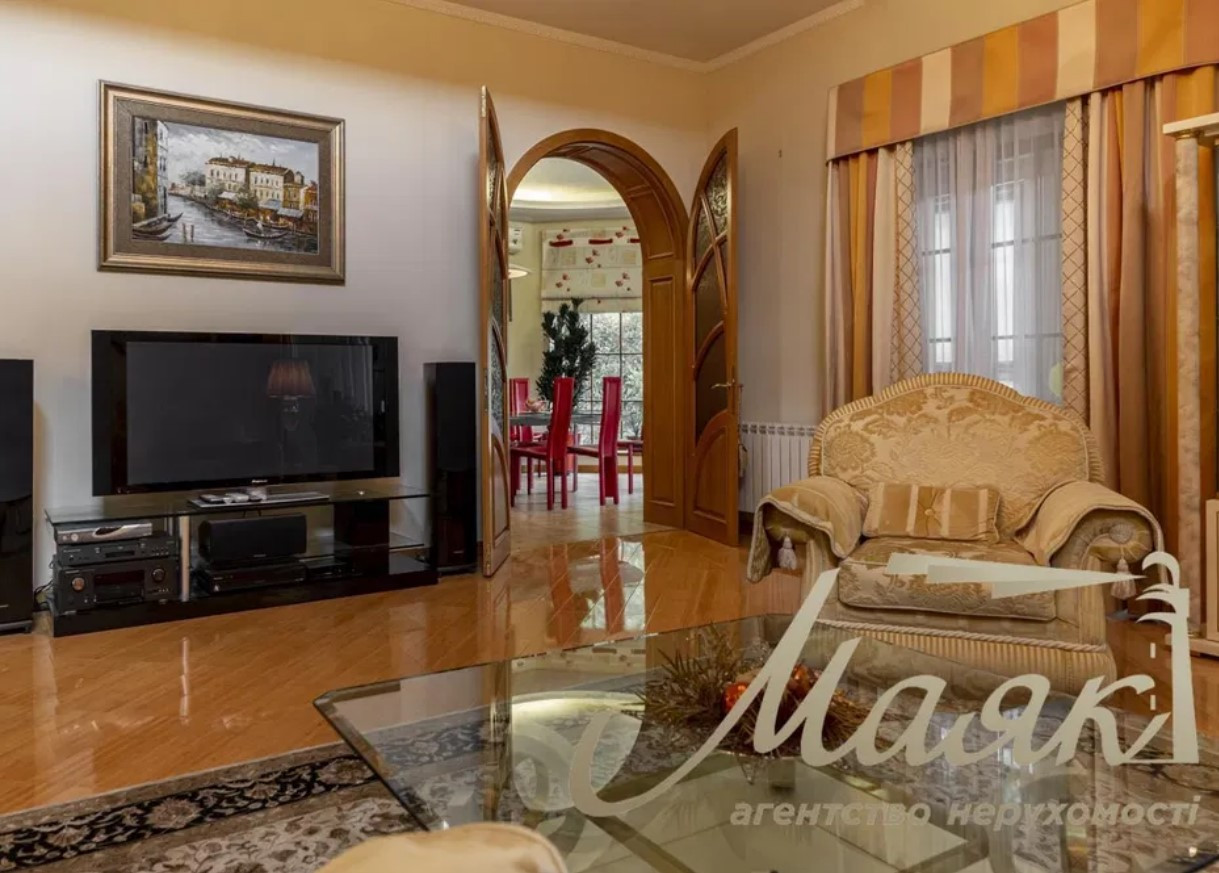 Продажа 5к дома в Киеве,  Товарная ул., 21