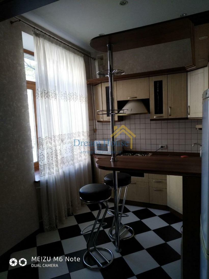 Продажа 2к квартиры в Киеве,  Лютеранская ул., 30 5