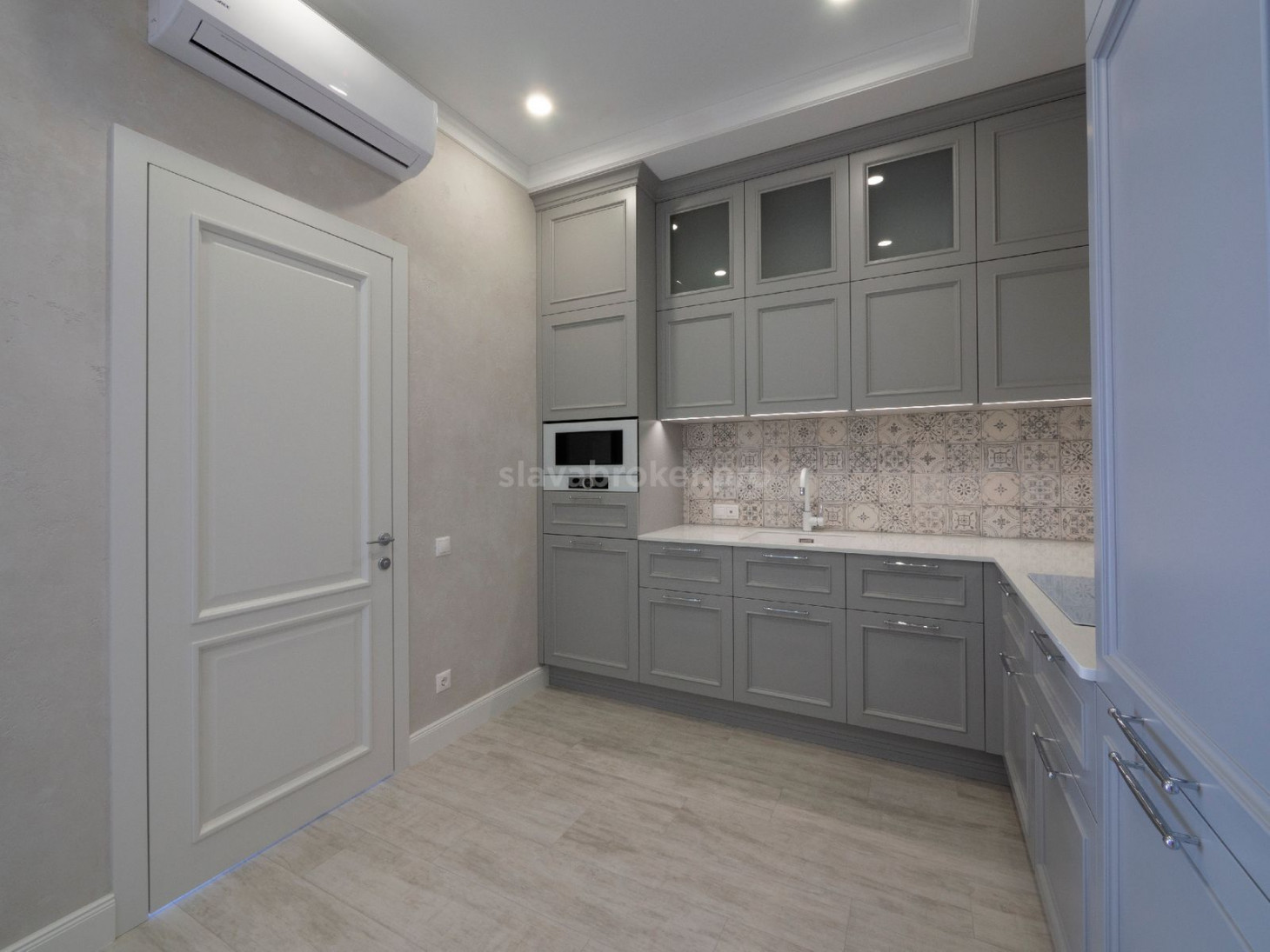 Продажа 2к квартиры в Киеве,  ЖК Роял Тауер, Саксаганского ул., 37К 22