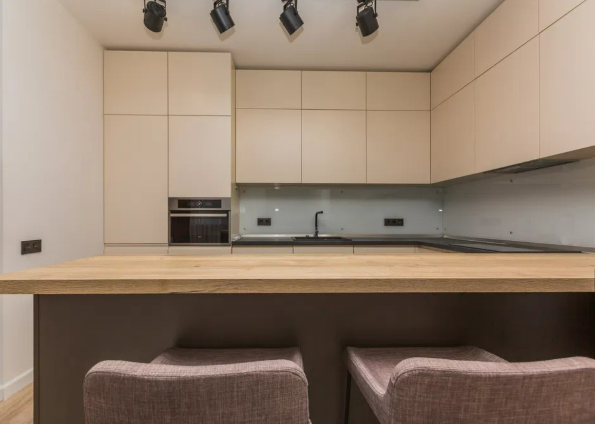 Продажа 2к квартиры в Киеве,  ЖК Роял Тауер, Саксаганского ул., 37К 11