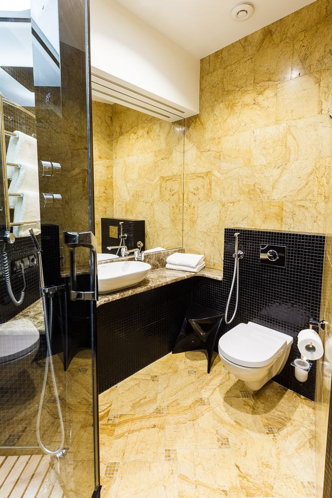 Продажа 3к квартиры в Киеве,  Лютеранская ул., 3 5