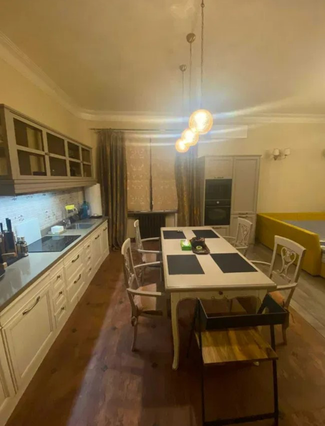 Продажа 2к квартиры в Киеве,  Заньковецкой ул., 5/2 5