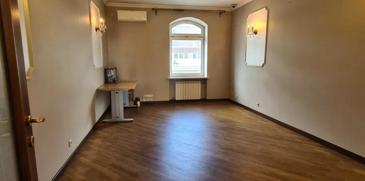 Продажа 5к квартиры в Киеве,  Орлика Филиппа ул., 10 7