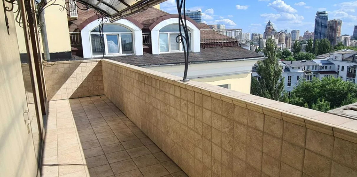 Продажа 5к квартиры в Киеве,  Орлика Филиппа ул., 10 10