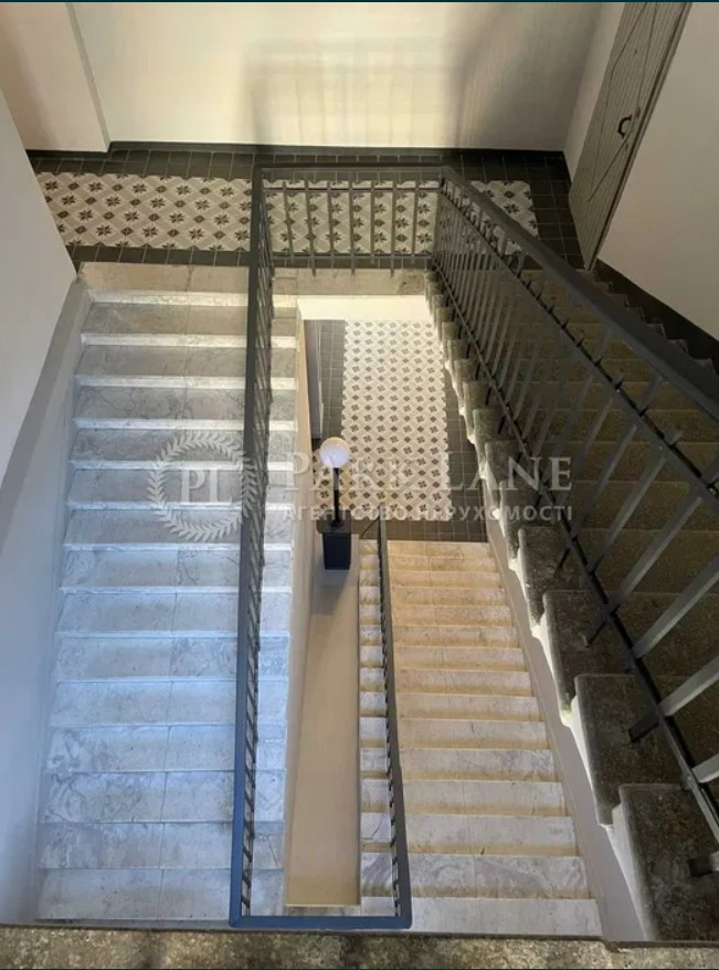 Продажа 3к квартиры в Киеве,  Институтская ул., 13А 2