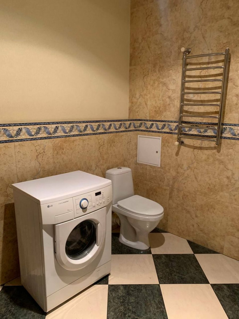 Продажа 4к квартиры в Киеве,  Никольско-Ботаническая ул., 2 4