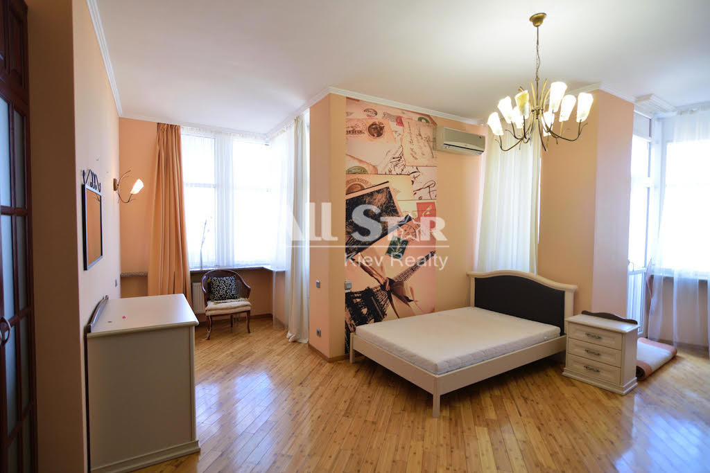 Продажа 3к квартиры в Киеве,  Богдана Хмельницкого ул., 41 13