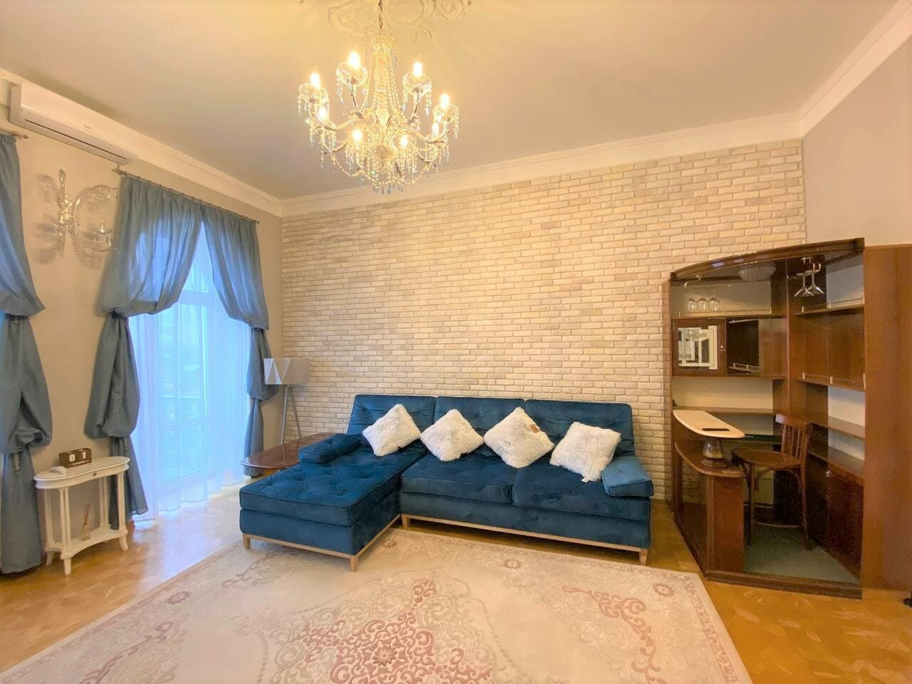 Аренда 3к квартиры в Киеве, Коцюбинского Михаила ул., 5 13