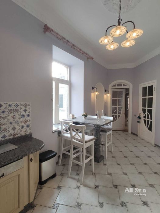 Аренда 3к квартиры в Киеве, Коцюбинского Михаила ул., 5 22